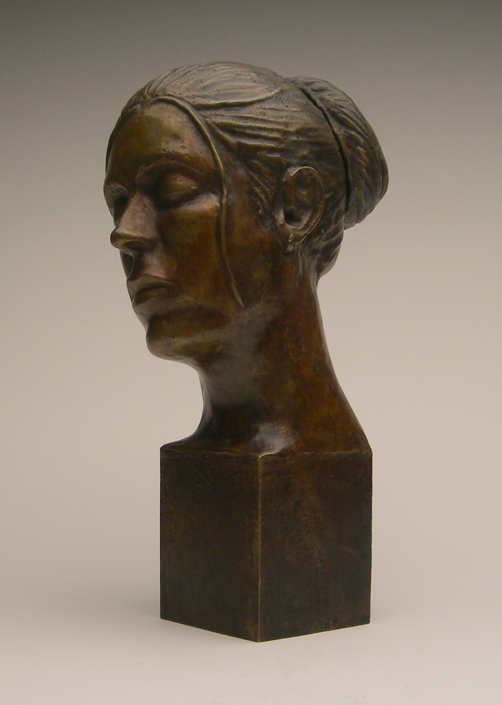 Female Bust w/ Removable Bun