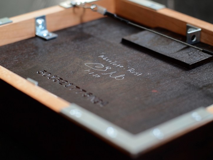 Back of painting, Absolute: Rest